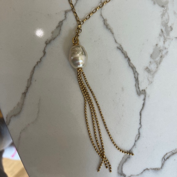 Faux Pearl and gold lariat drop necklace - Picture 1 of 2